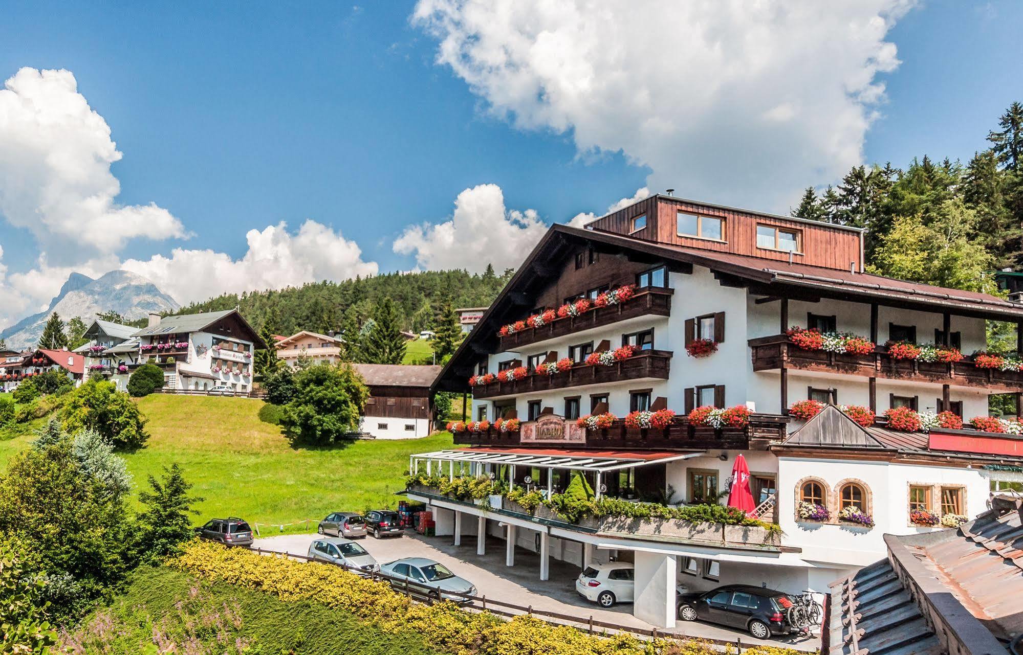 Hotel Habhof - Garni Mösern 외부 사진